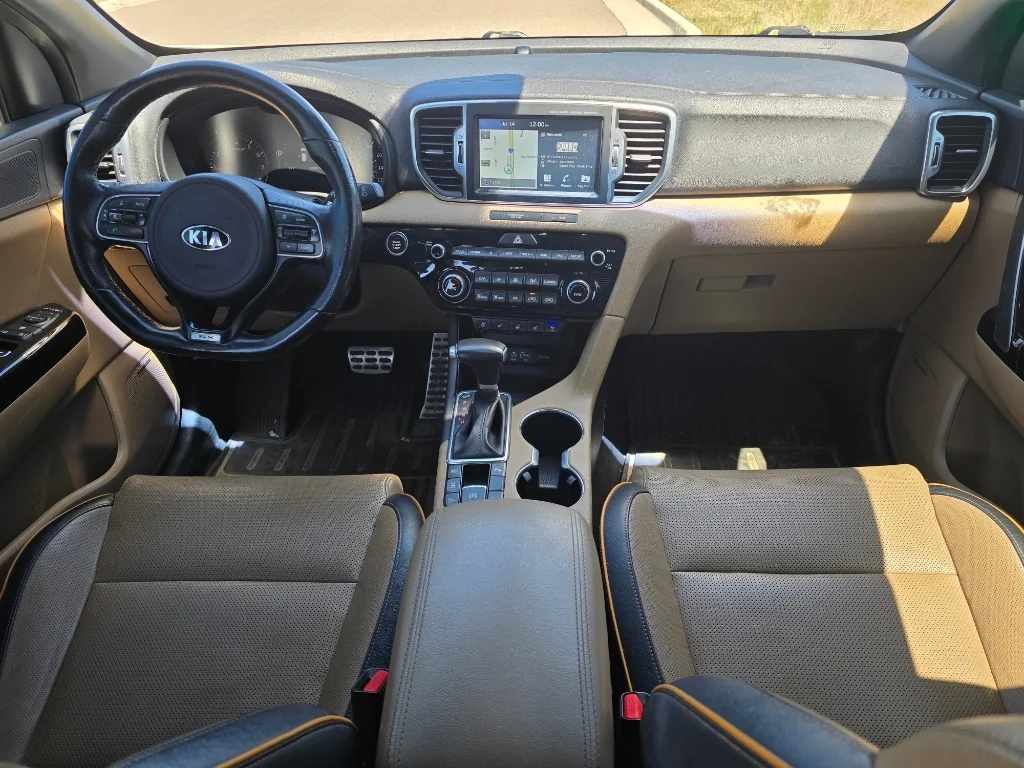 Used 2018 Snow White Pearl Kia SX Turbo image 26