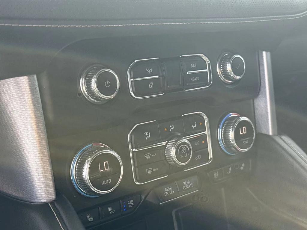 Certified Used 2023 Silver GMC SLT image 18