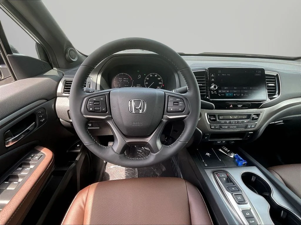 New 2026 Platinum White Pearl Honda RTL image 10