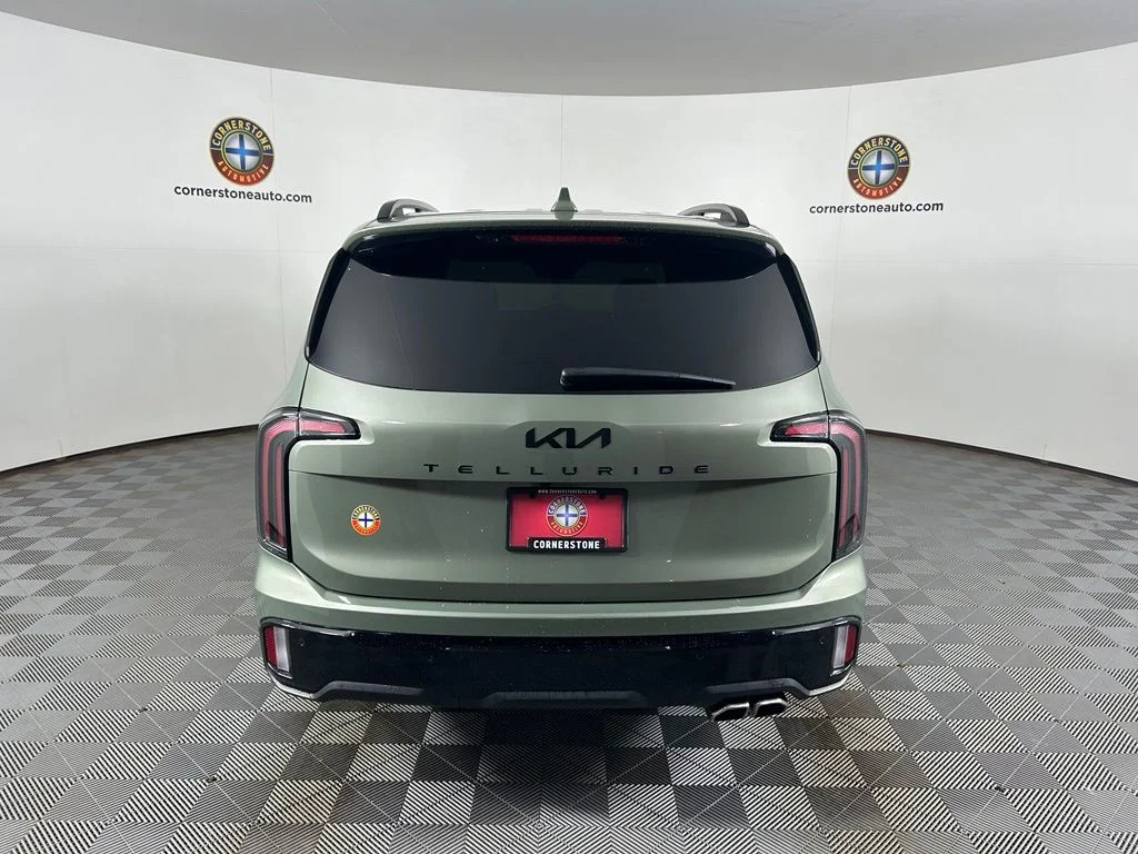 Certified Used 2025 Green Kia SX-Prestige X-Line image 20