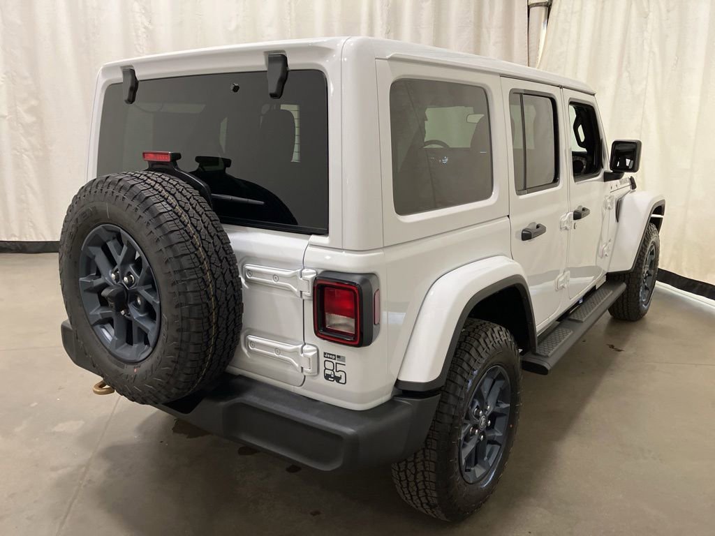 New 2026 Bright White Clear-Coat Exterior Paint Jeep 85th Anniversary image 26
