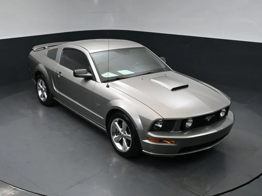 Used 2008 Gray Ford GT Deluxe image 33