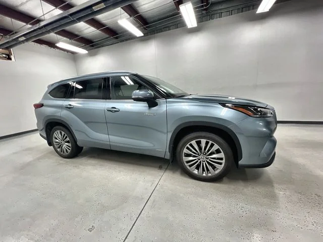 Used 2021 Blue Toyota Platinum image 9