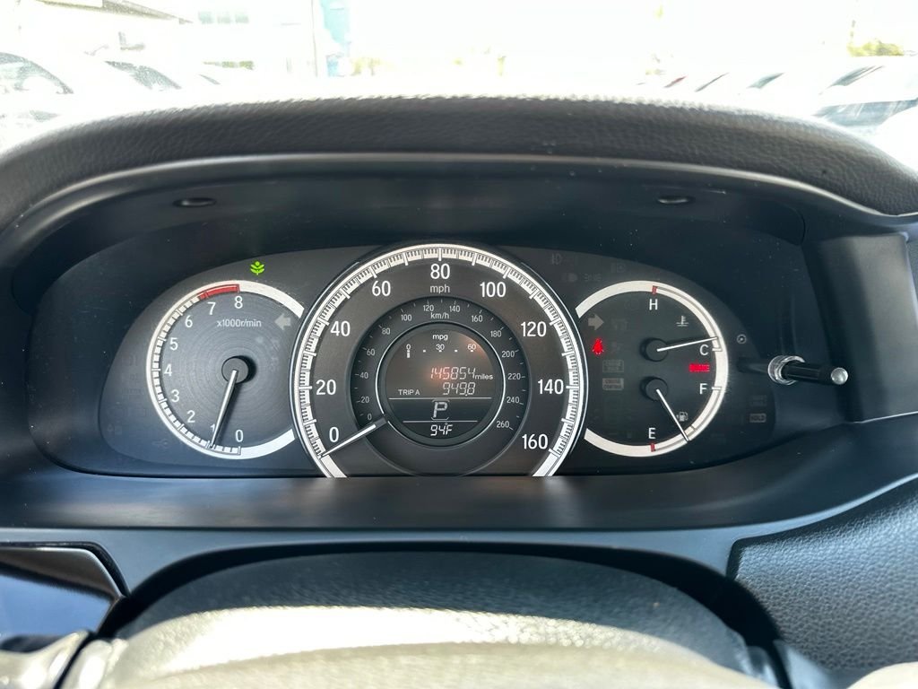 Used 2016  Honda LX image 23