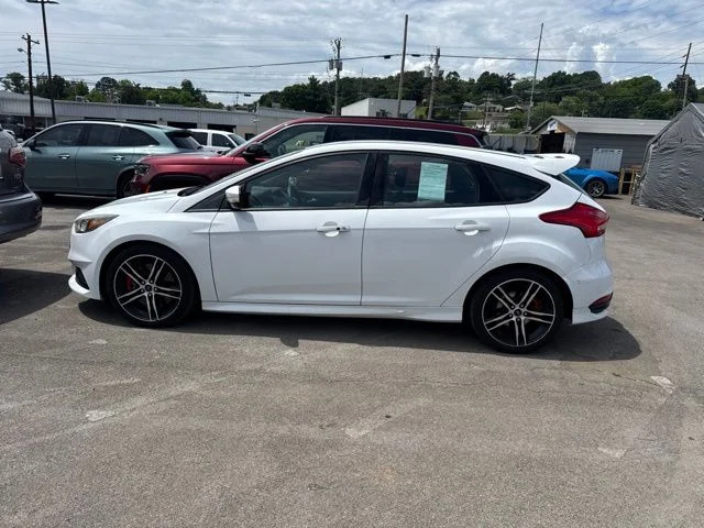 Used 2017 White Ford ST image 3