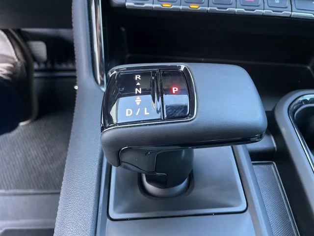 Used 2025 Gray GMC AT4 image 20
