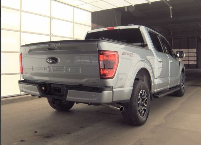 Used 2023 Silver Ford XLT image 3