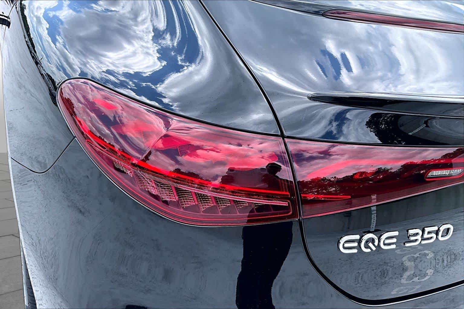 Used 2023 Obsidian Black Metallic Mercedes-Benz EQE 350 image 28