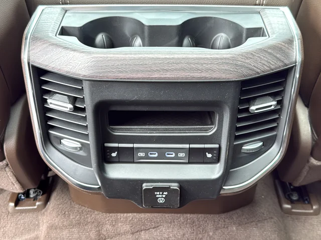 New 2026 Diamond Black Crystal Pearl-Coat Exterior Paint RAM Laramie image 12