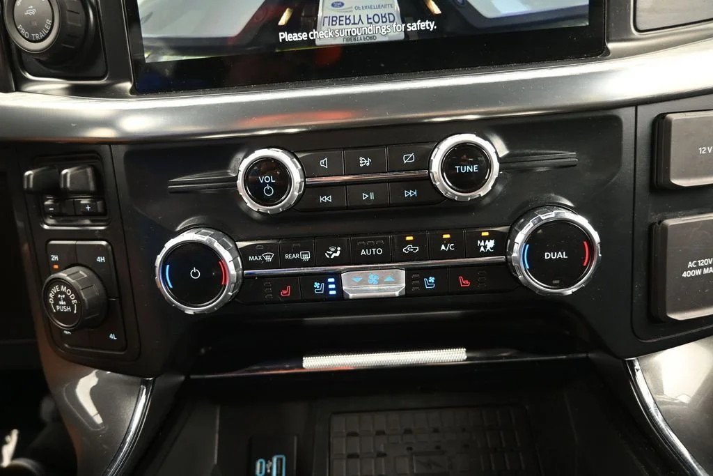 Certified Used 2023 Oxford White Ford Lariat image 25