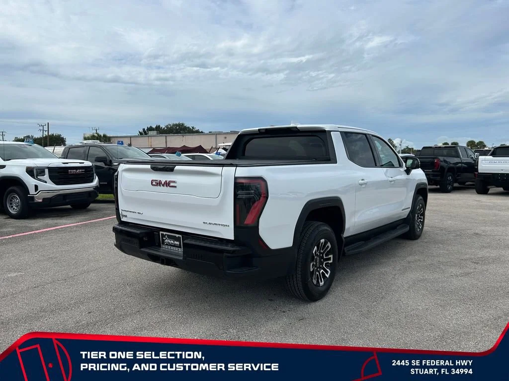 New 2026 Summit White GMC Elevation Extended Range image 7