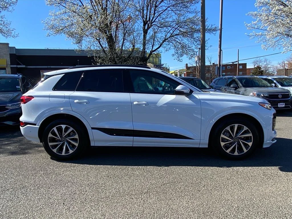 Used 2025 Audi Q6 e-tron Prestige with VIN WA134BGFXSA019914 for sale in Alexandria, VA