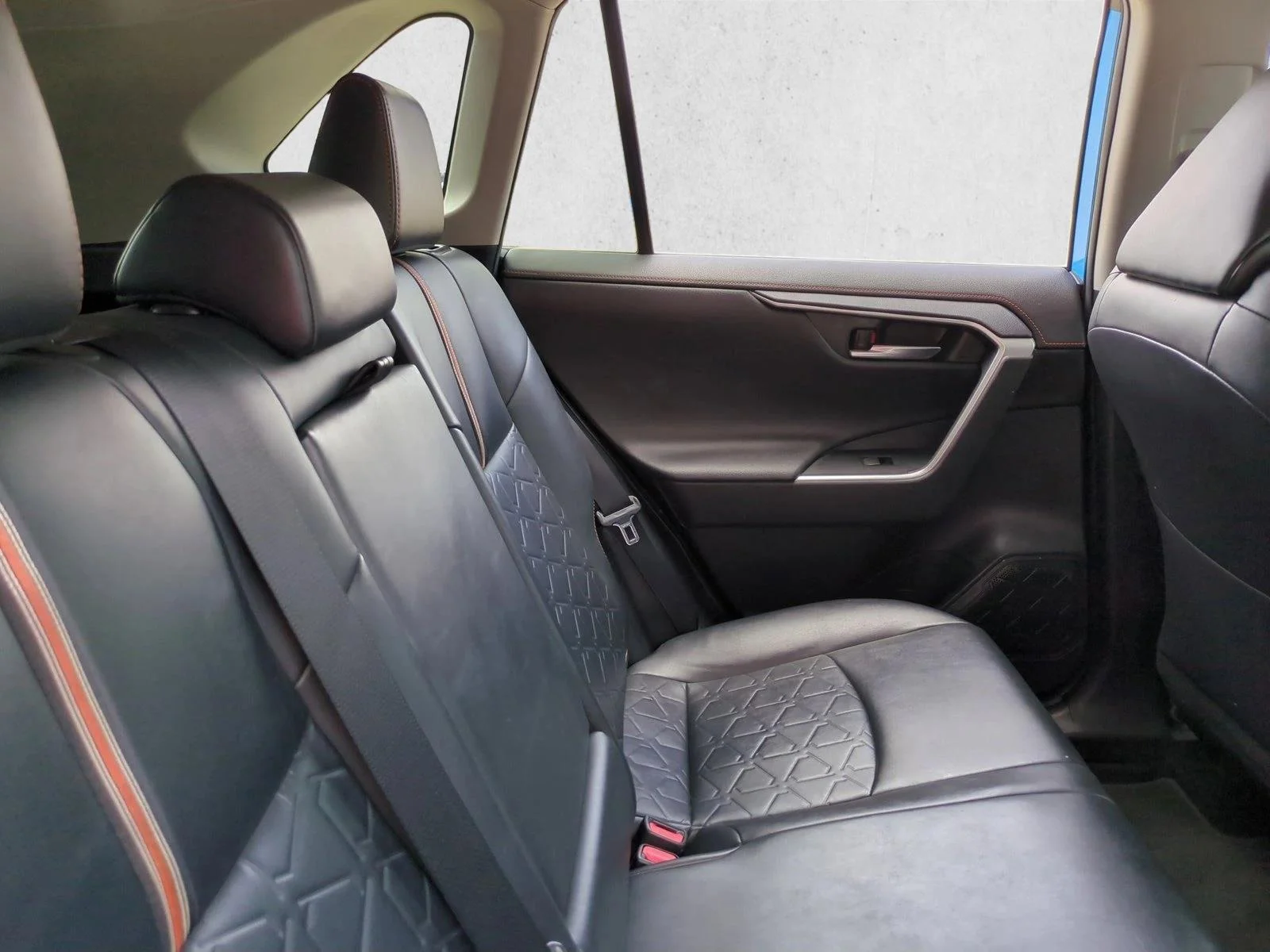 Used 2020 Blue Flame Toyota Adventure image 19