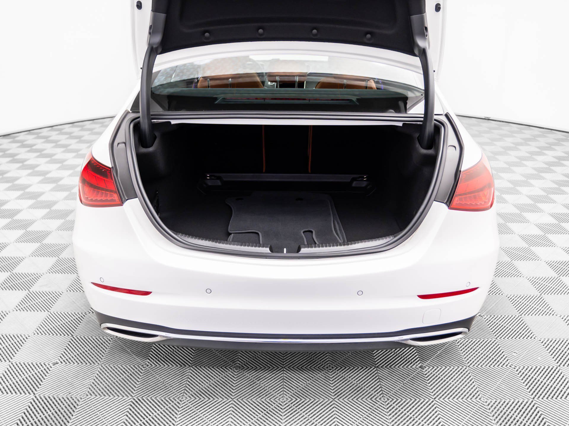 New 2026 White Mercedes-Benz C 300 image 26