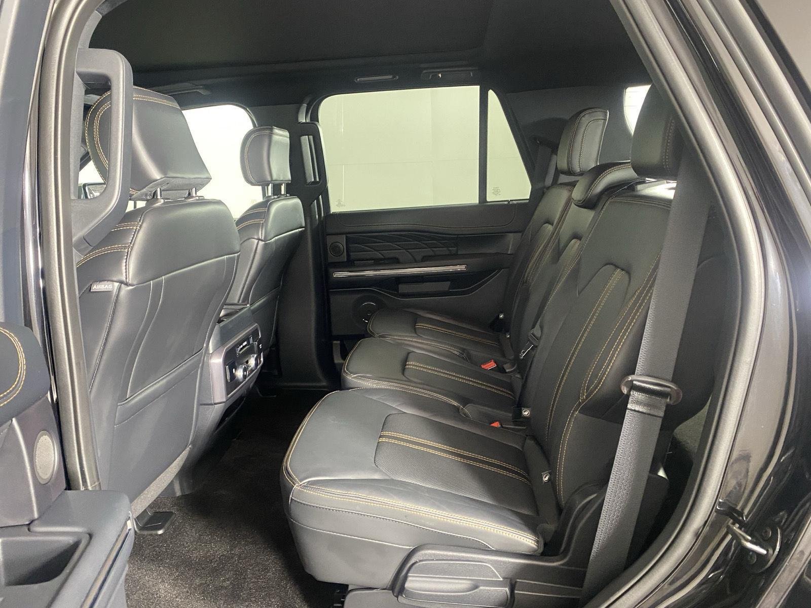 Used 2022 Agate Black Ford Platinum image 28