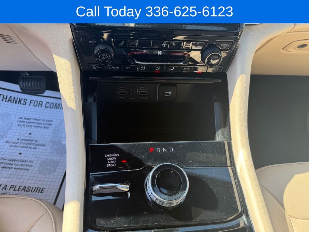 Used 2023 White Jeep Limited image 21
