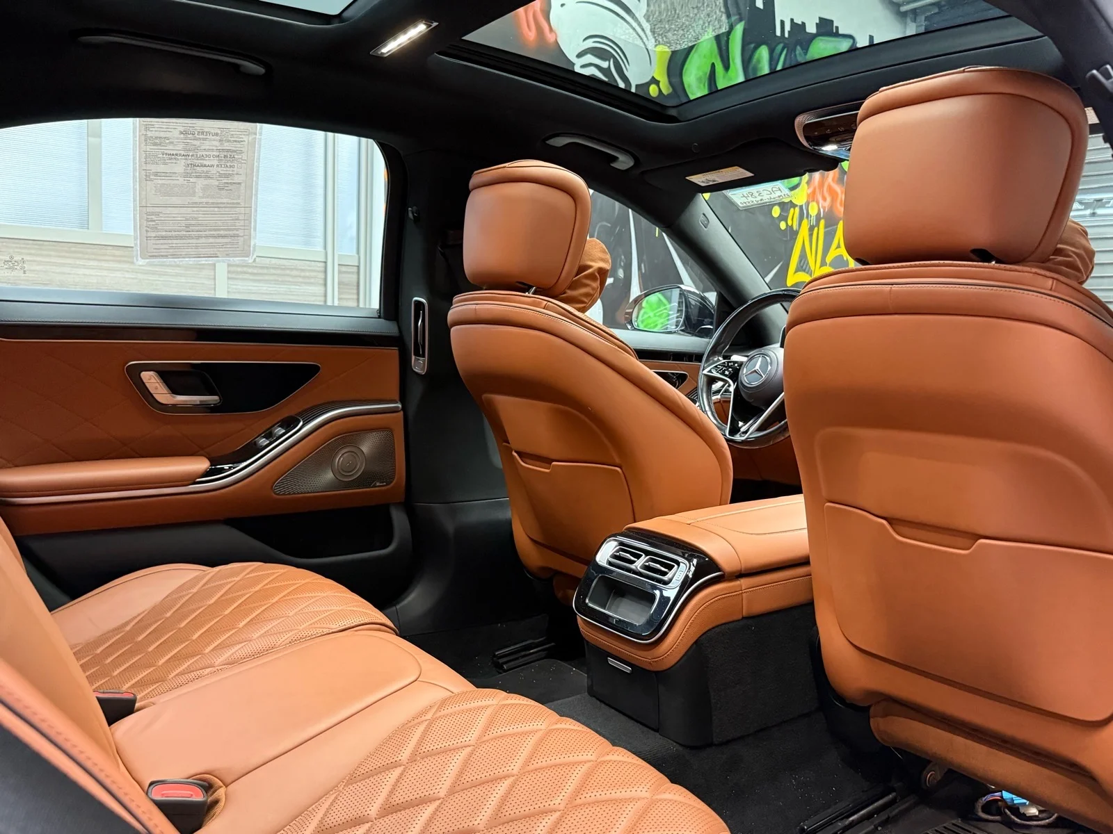 Used 2023 Manufaktur Diamond White Metallic (799) Mercedes-Benz S 580 4MATIC® image 30