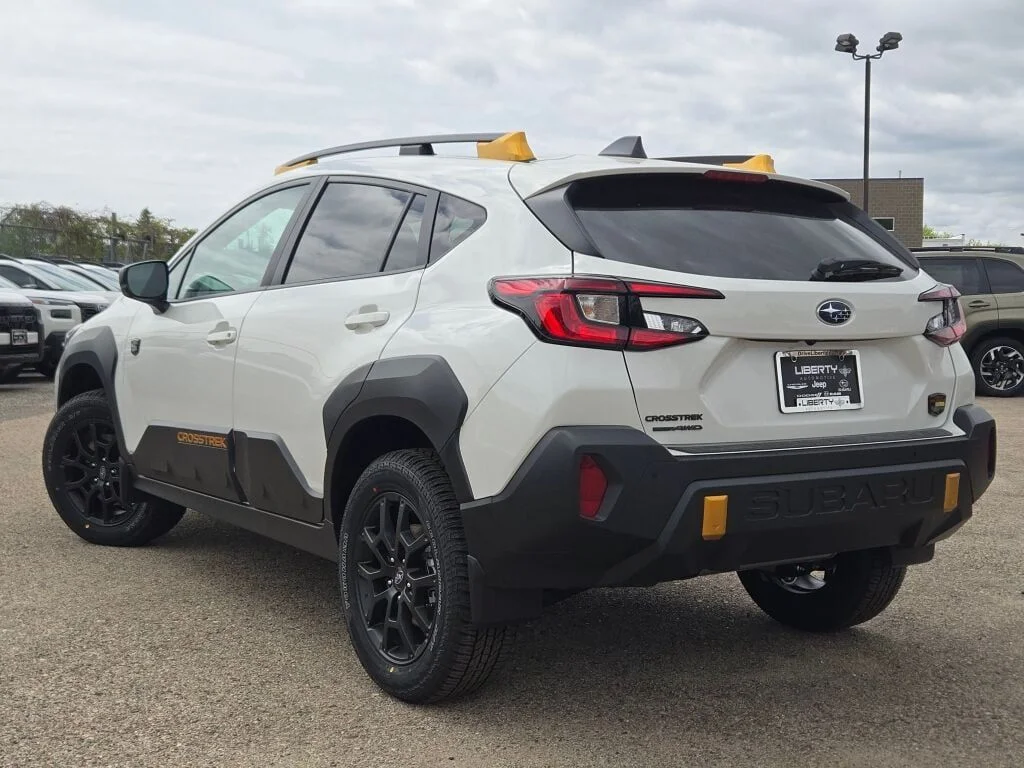 New 2026 CRYSTAL WHITE PEARL Subaru Wilderness image 14