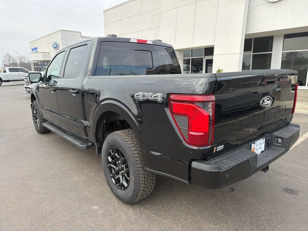 New 2026 Agate Black Metallic Ford XLT image 3