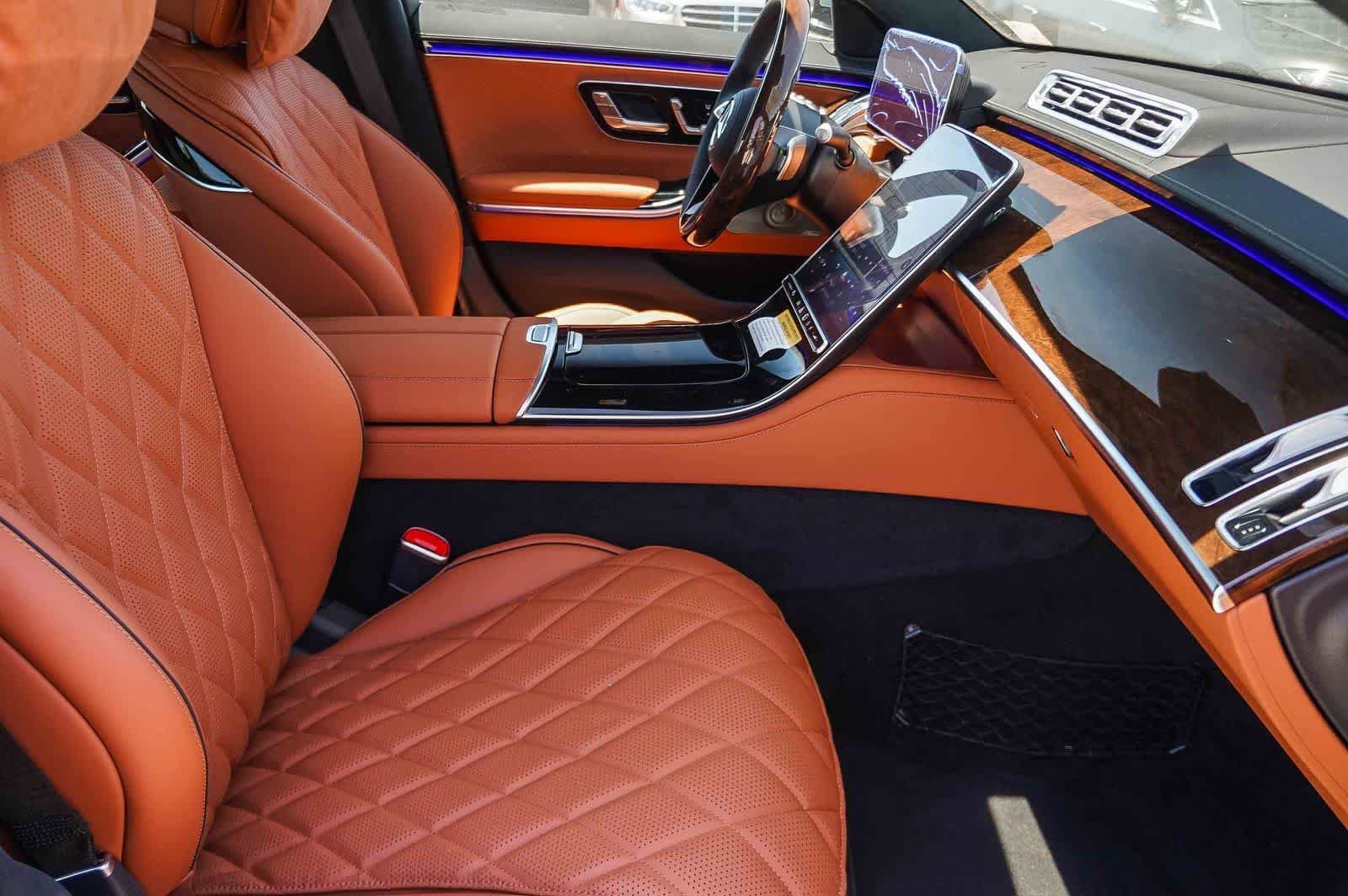 New 2026 Verde Silver Metallic Mercedes-Benz S 580 image 19