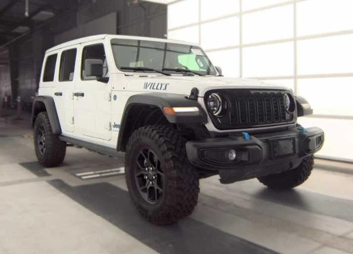 Used 2024 Bright White Clearcoat Jeep Willys image 4
