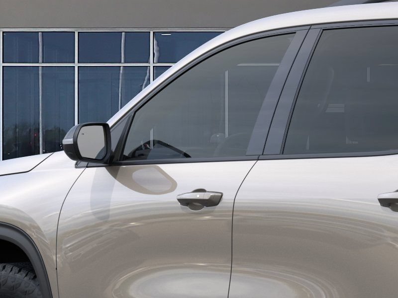2027 Chevrolet Traverse Z71 - Photo 12