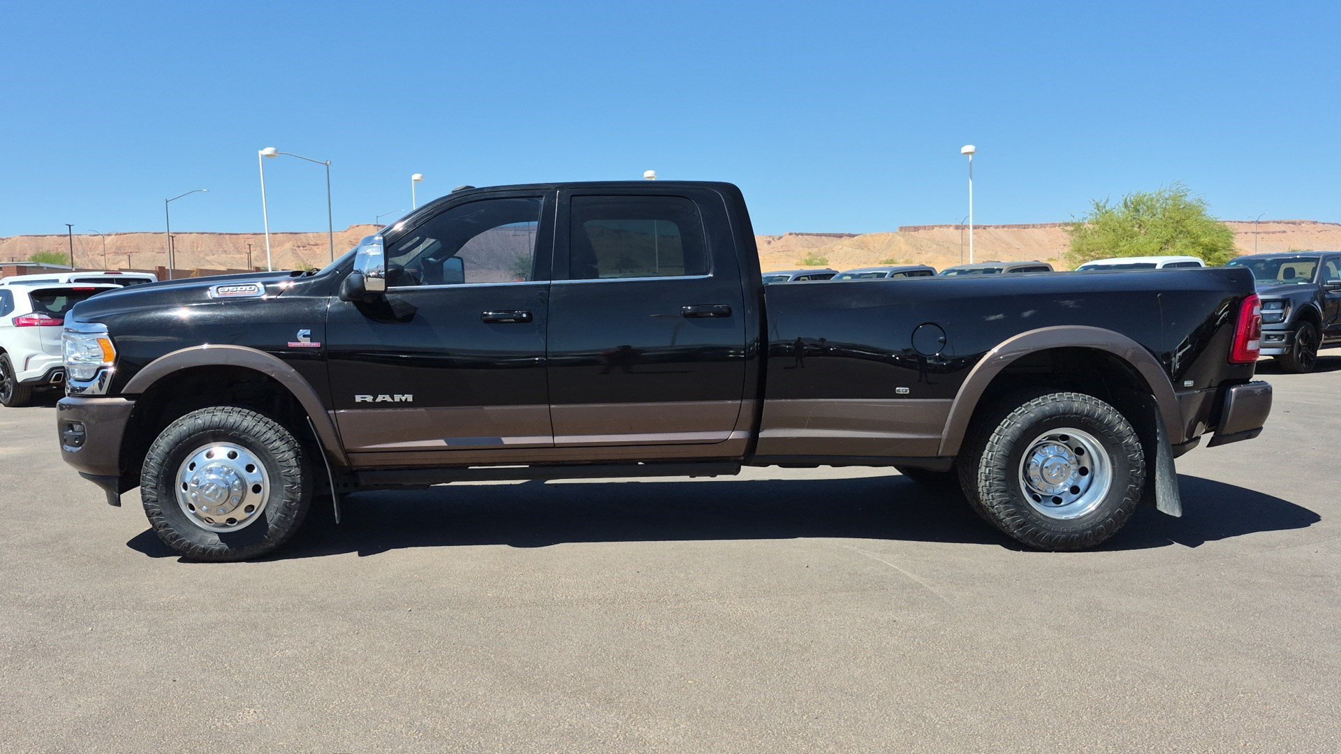 Used 2024 Diamond Black Crystal Pearlcoat Ram Longhorn image 6