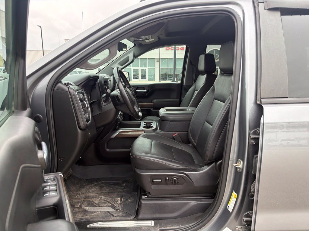 Used 2021 Gray Chevrolet RST image 10