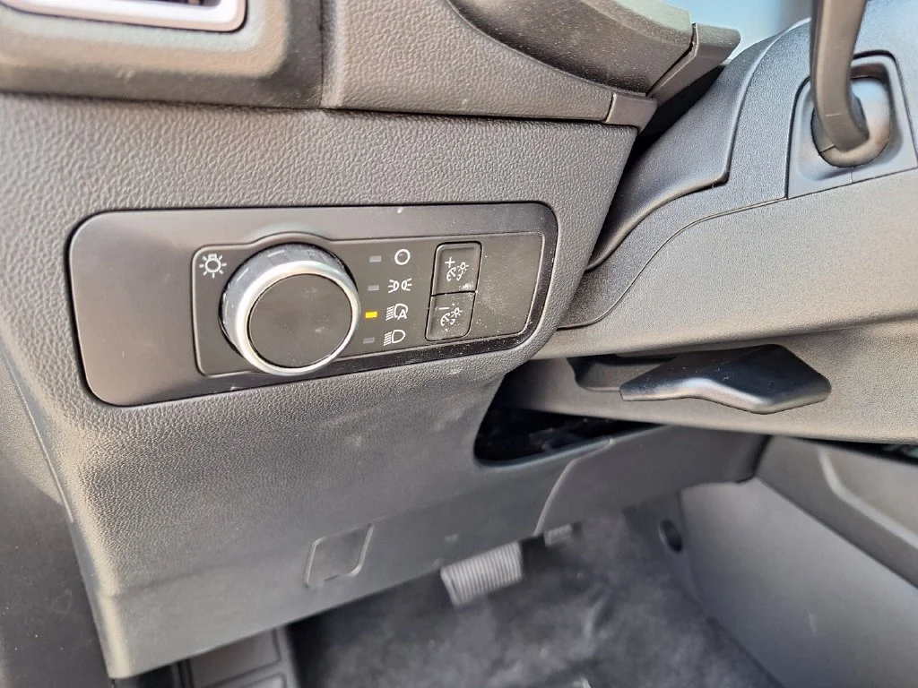 New 2026 Space White Metallic Ford Big Bend® image 15
