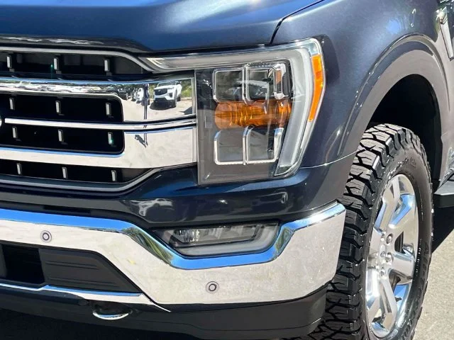 Used 2021 Quartz Metallic Ford Lariat image 9