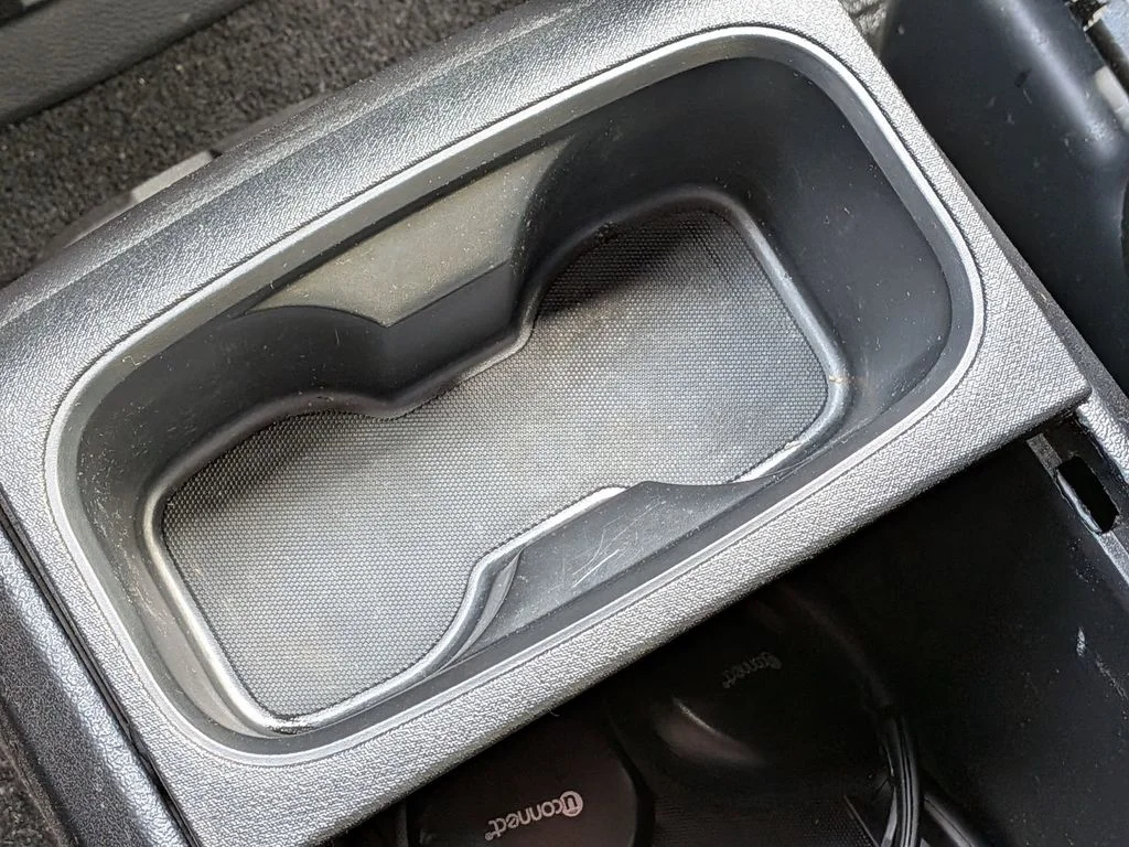 Used 2019 Black Dodge SE image 19