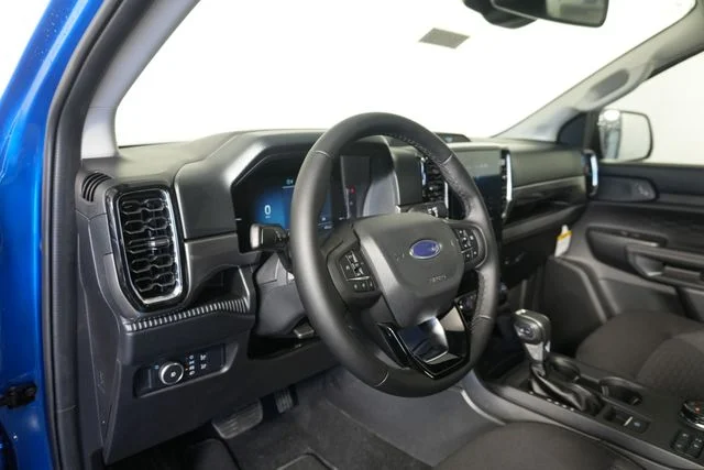 New 2026 Velocity Blue Metallic Ford XLT image 19
