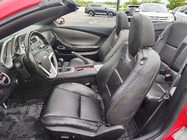 2015 Chevrolet Camaro 2LT - Photo 13