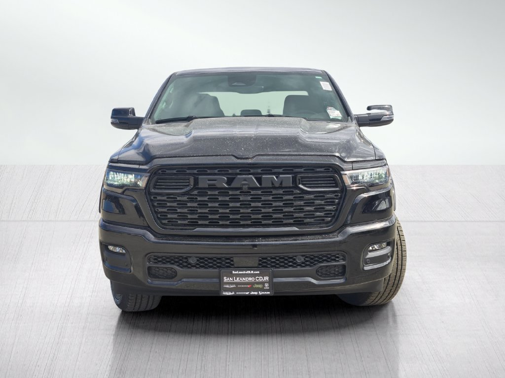 New 2026 Diamond Black Crystal Pearl-Coat Exterior Paint RAM Big Horn/Lone Star image 2
