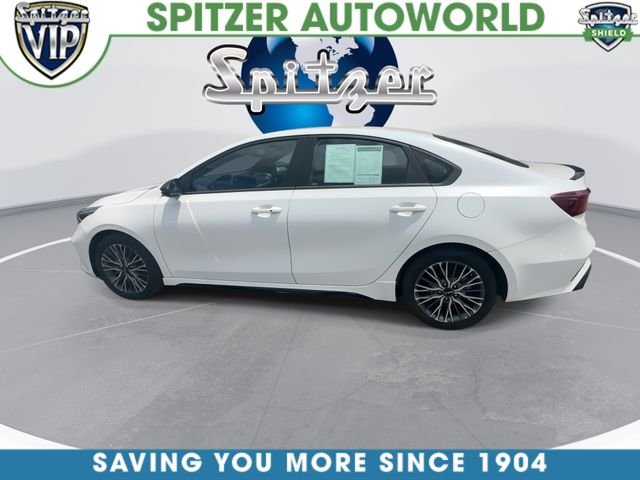 Used 2023 White Kia GT-Line image 6