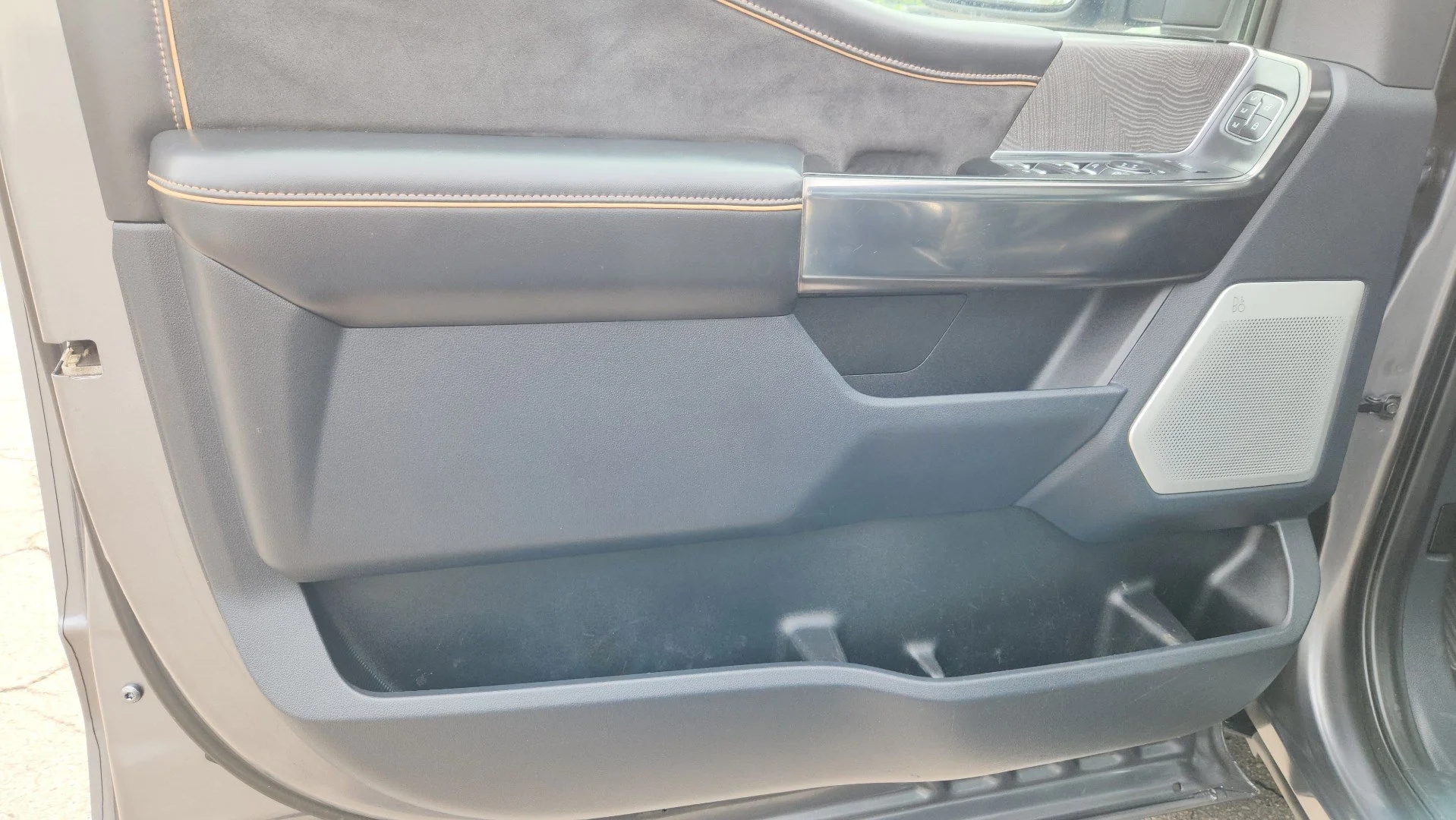 Certified Used 2024 Gray Metallic Ford Platinum image 16