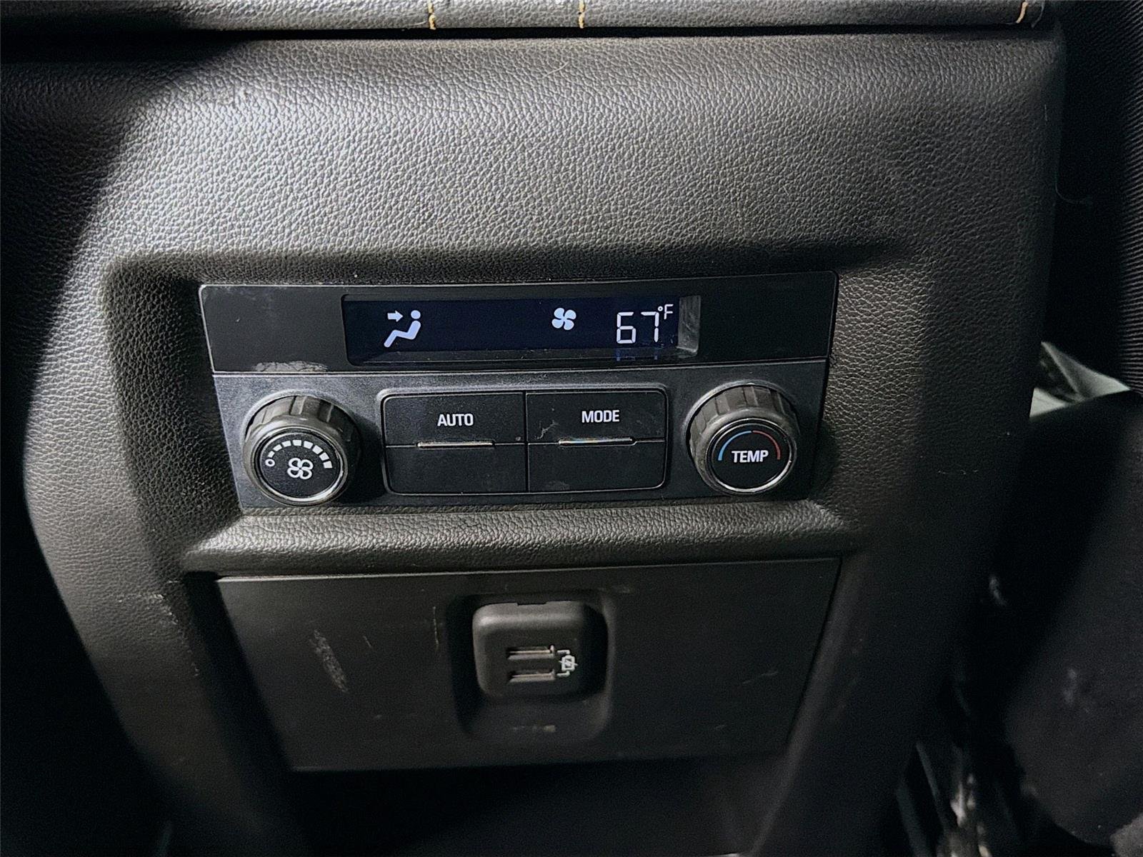 Used 2020 MIDNIGHT BLUE METALLIC Chevrolet LT Leather image 28