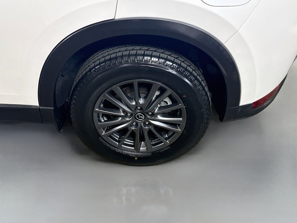 Used 2021 Snowflake White Pearl Mica Mazda Touring image 29