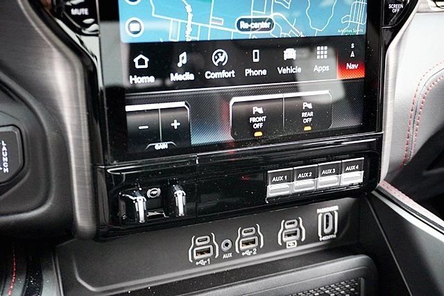 New 2026 Diamond Black Crystal Pearl-Coat Exterior Paint RAM RHO image 33