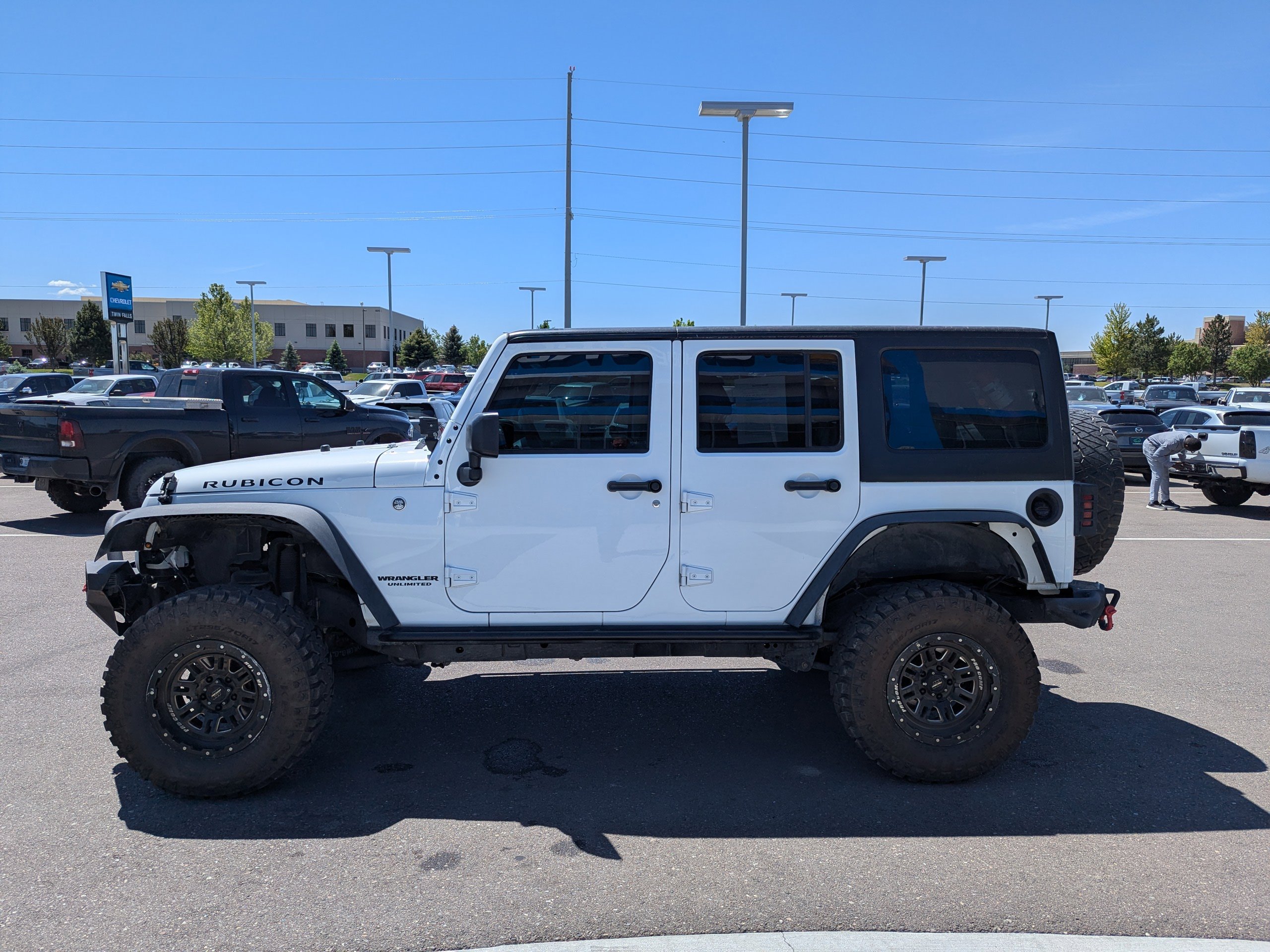 Used 2016 White Jeep Rubicon image 9