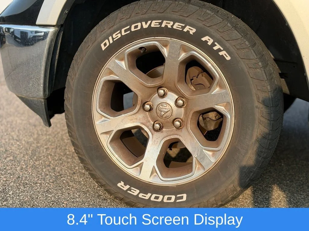 Used 2013 Black Ram Laramie image 14