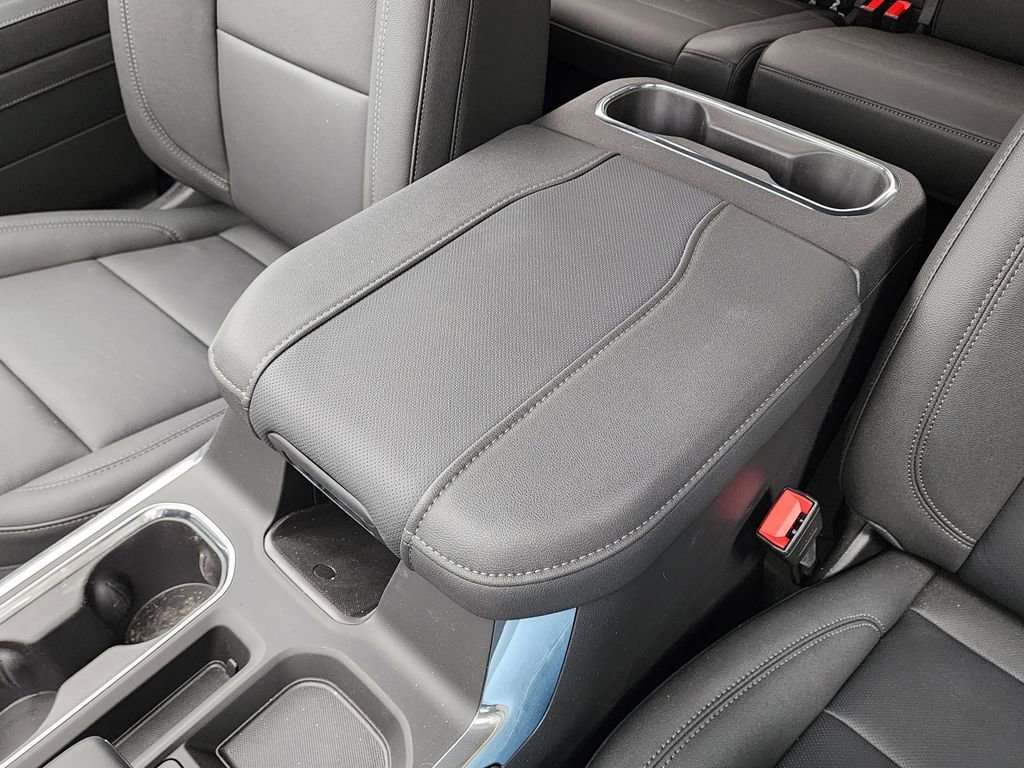 2026 GMC Sierra 1500 SLT - Photo 31