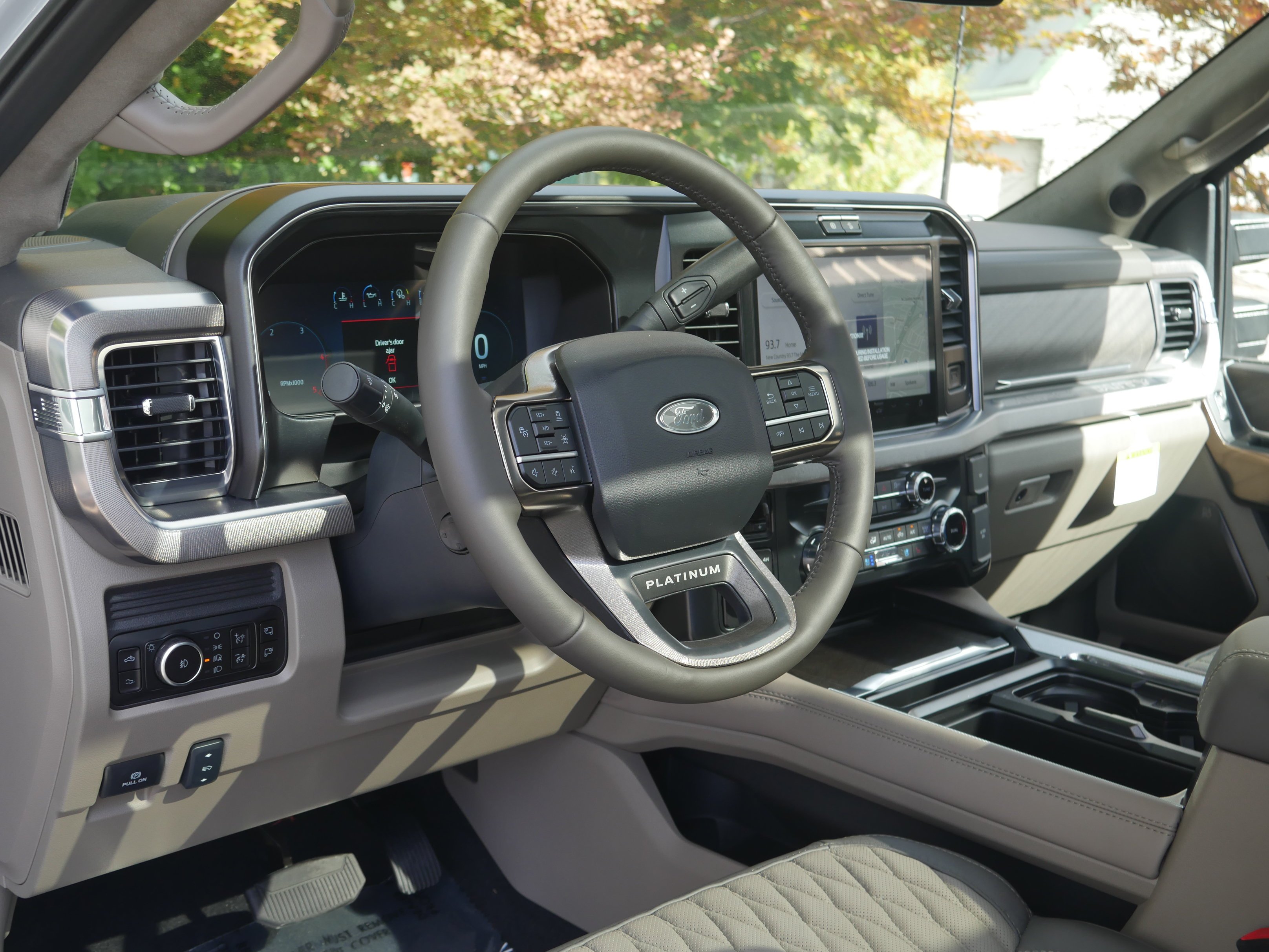 New 2026 Avalanche Ford F-350® Platinum® image 4