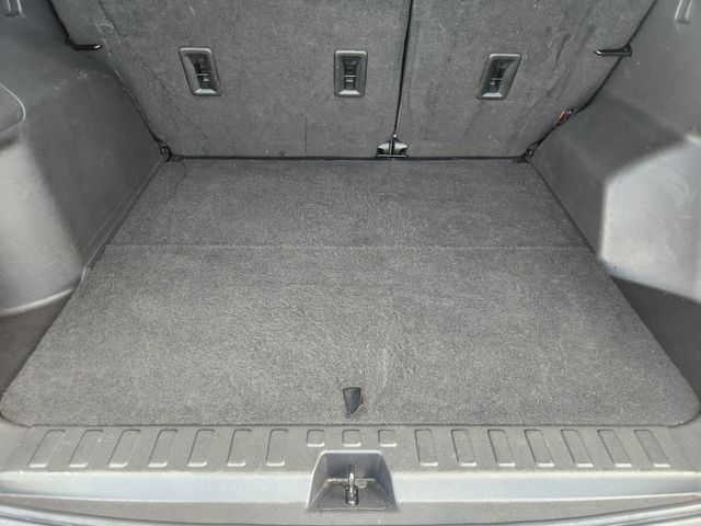 Used 2024 Summit White GMC SLT image 32