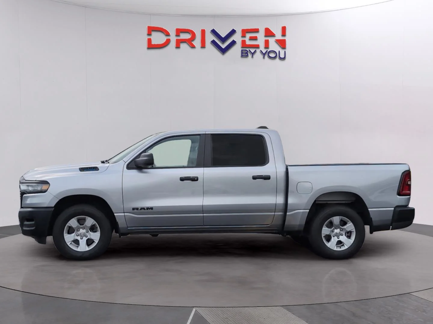 Used 2025 Billet Silver Metallic Clearcoat Ram Tradesman image 2