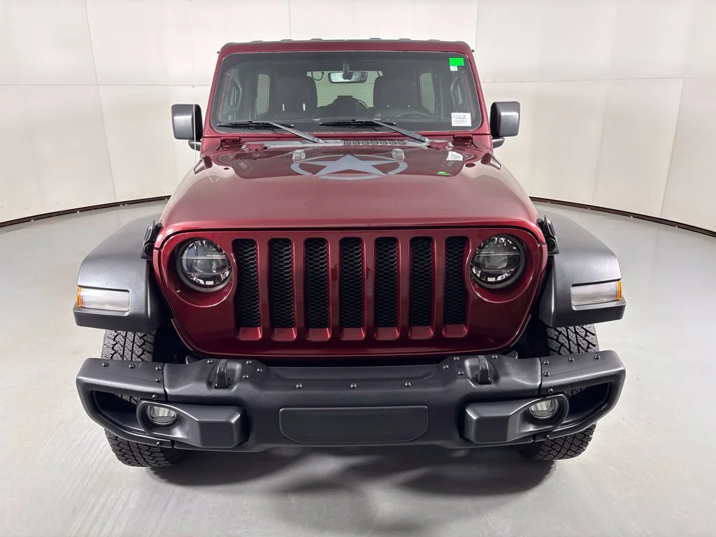 Used 2021 Red Jeep Unlimited Sport image 3