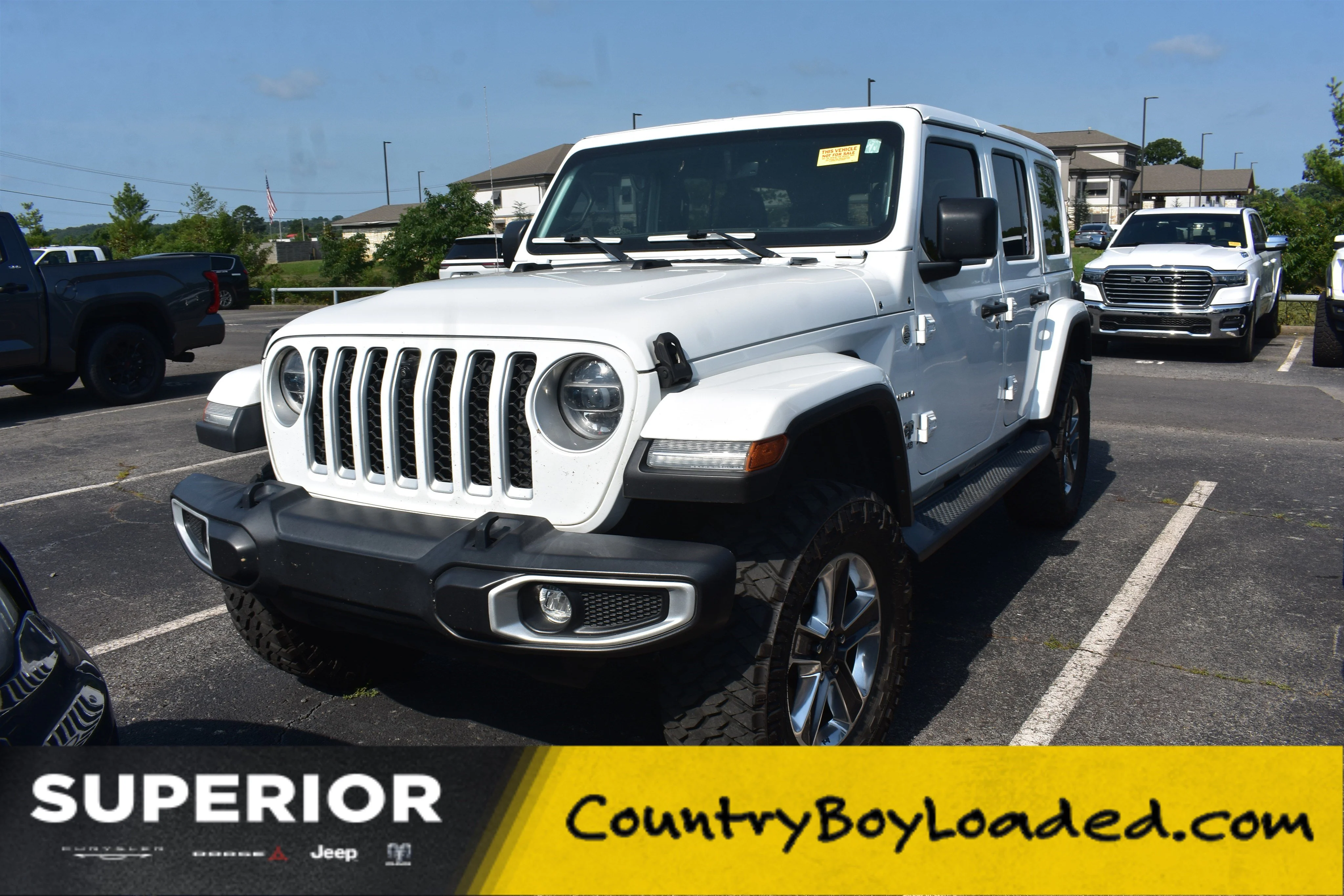 Used 2021 Bright White Clearcoat Jeep Unlimited Sahara image 1