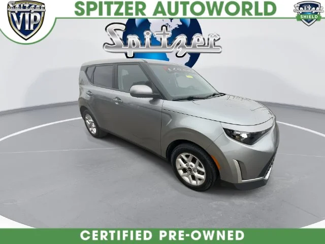 Certified Used 2024 Gray Kia LX image 3