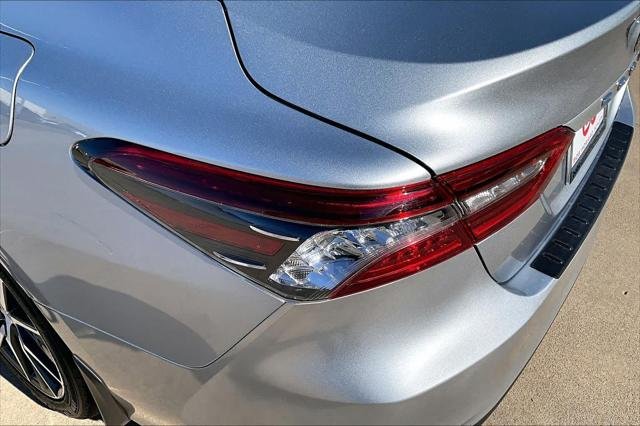 2021 Toyota Camry XLE - Photo 26