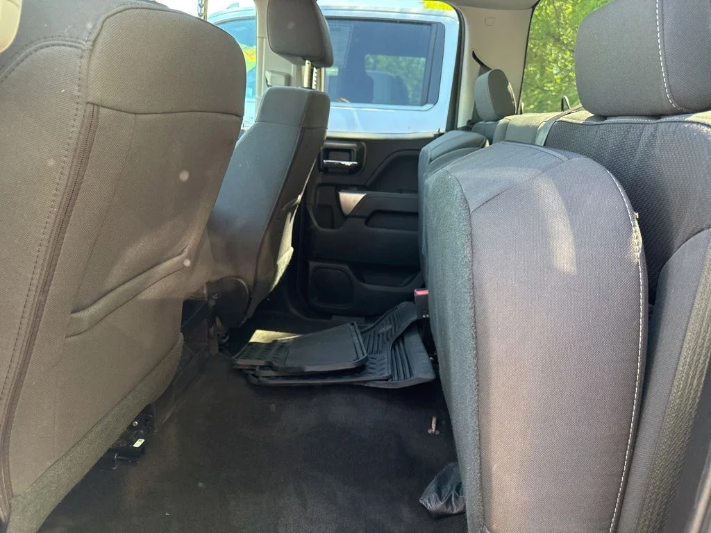 Used 2018 Red Chevrolet LT image 14